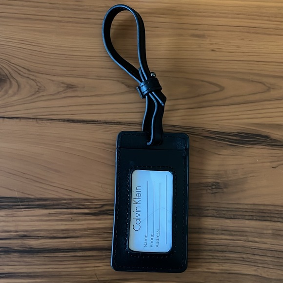 Like New, Calvin Klein Black Luggage Tag - Picture 4 of 4